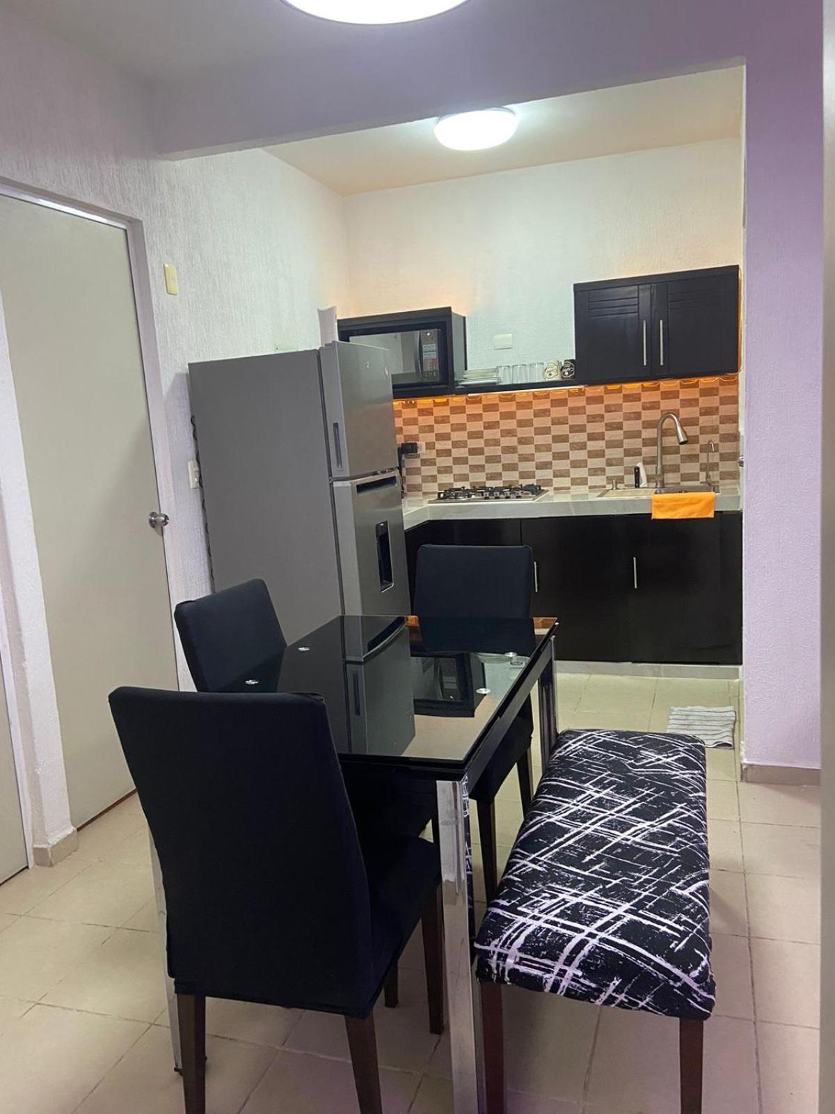 Lopgar Departamento En Cancún Exterior foto